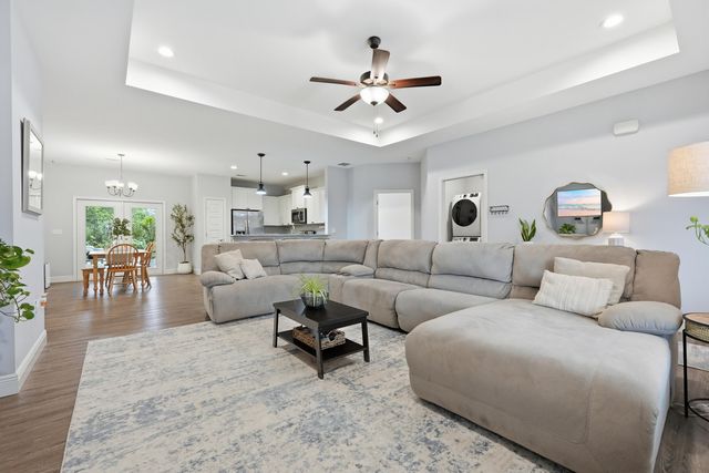 1660 Tuscon Court, Gulf Breeze, FL 32563