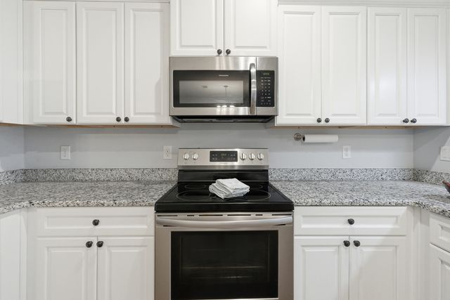 1660 Tuscon Court, Gulf Breeze, FL 32563