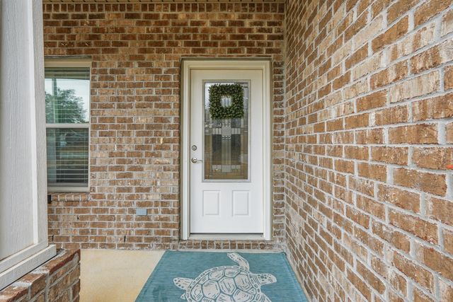 1660 Tuscon Court, Gulf Breeze, FL 32563