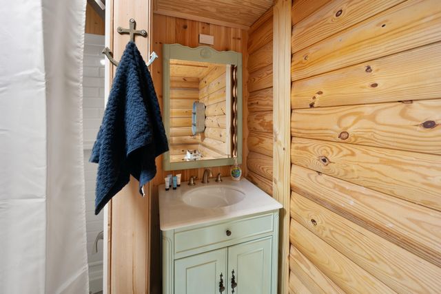 150 Grandview Avenue, Burnside, KY 42519