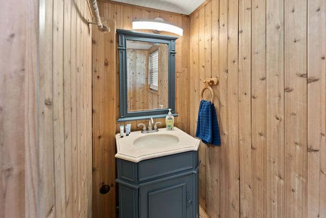 150 Grandview Avenue, Burnside, KY 42519