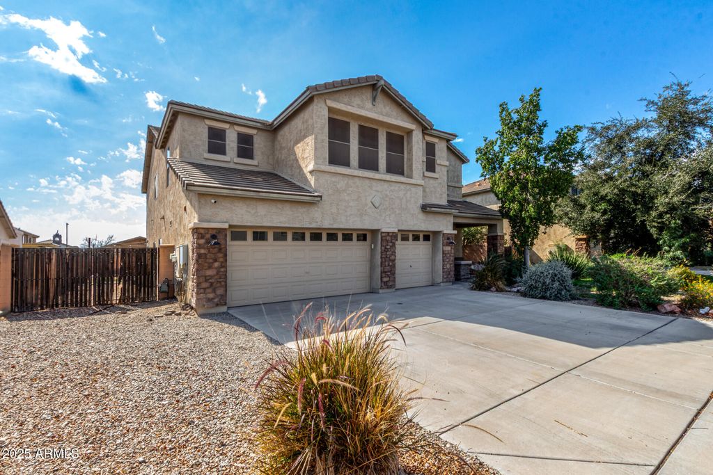 29729 W FAIRMOUNT Avenue, Buckeye, AZ 85396 — photo 4