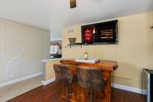 2 Birch Hill Drive, Nashua, NH 03063