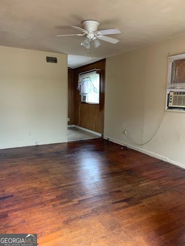 127 Hinton Drive, Mcdonough, GA 30253