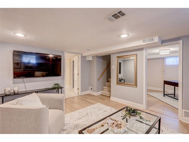 6170 S Bemis St, Littleton, CO 80120
