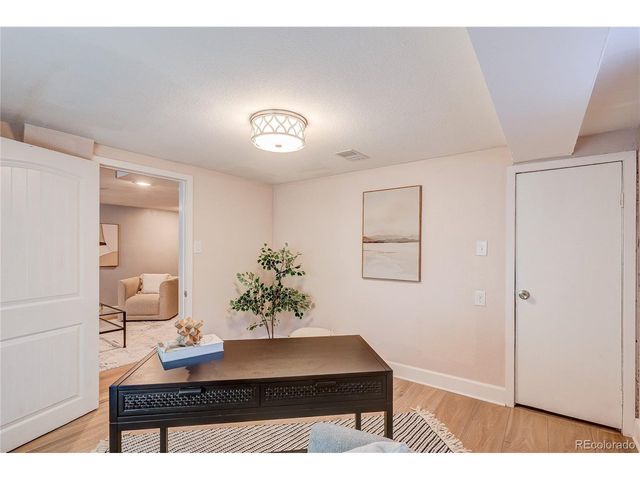 6170 S Bemis St, Littleton, CO 80120