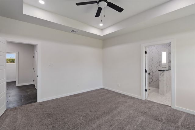 568 Highview Court, Godley, TX 76134