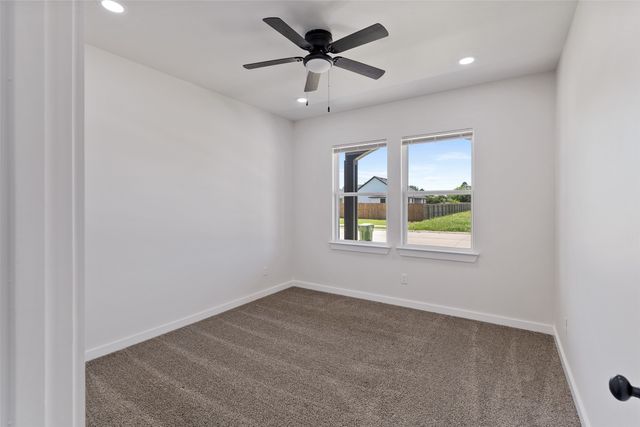568 Highview Court, Godley, TX 76134