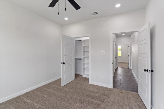 568 Highview Court, Godley, TX 76134