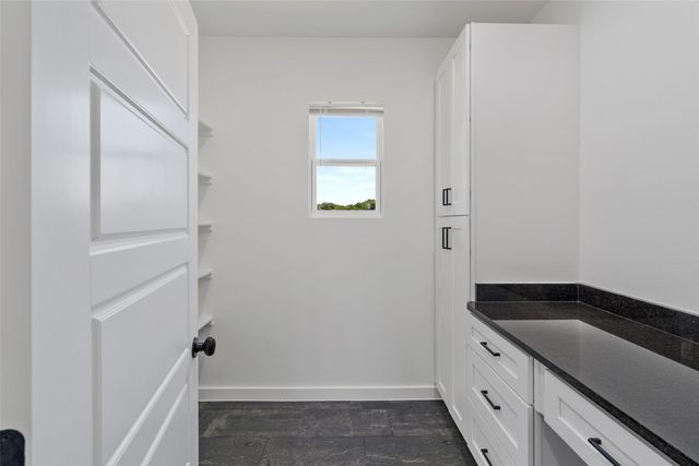 568 Highview Court, Godley, TX 76134