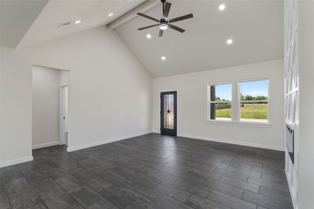 568 Highview Court, Godley, TX 76134