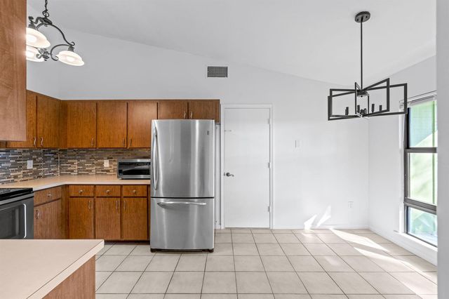 11989 PERSIMMON Boulevard, West Palm Beach, FL 33411