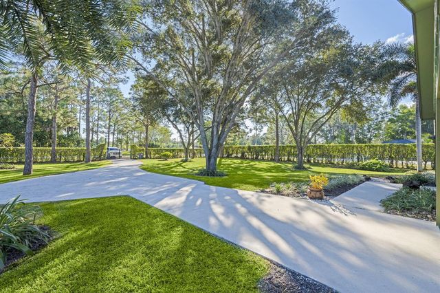 11989 PERSIMMON Boulevard, West Palm Beach, FL 33411