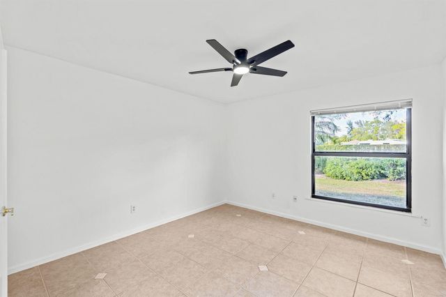 11989 PERSIMMON Boulevard, West Palm Beach, FL 33411