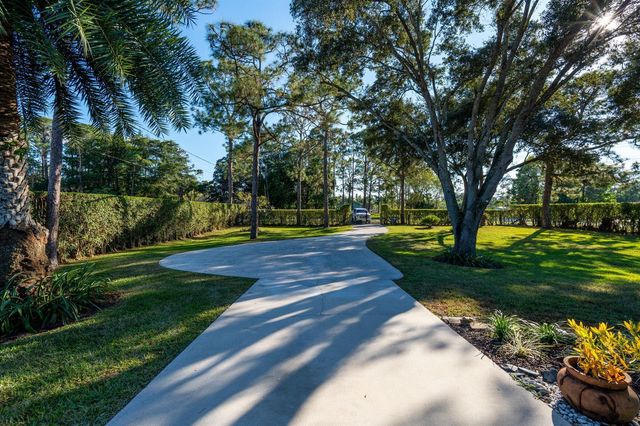 11989 PERSIMMON Boulevard, West Palm Beach, FL 33411
