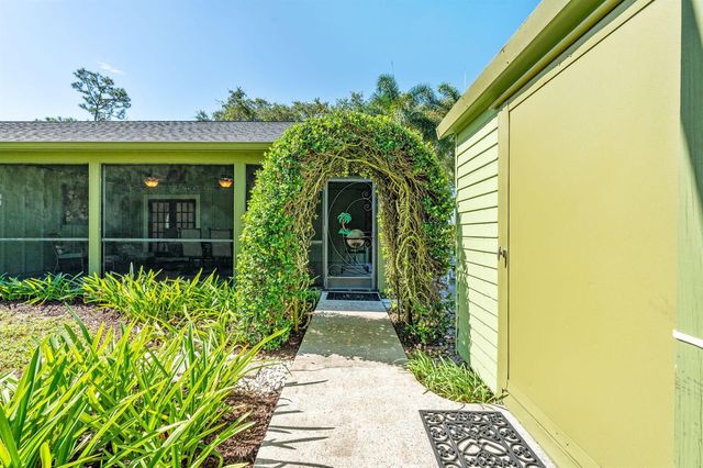 11989 PERSIMMON Boulevard, West Palm Beach, FL 33411