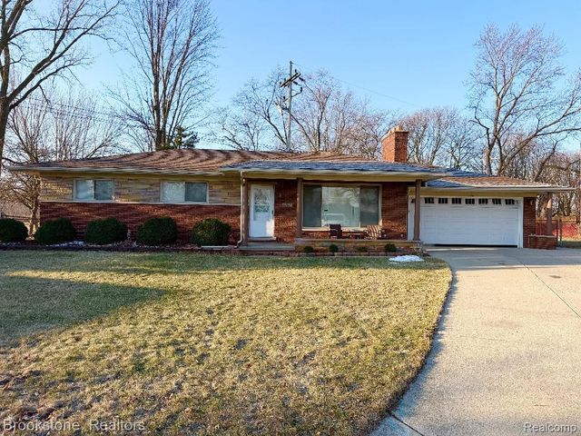 32821 Winnie Avenue, Warren, MI 48093
