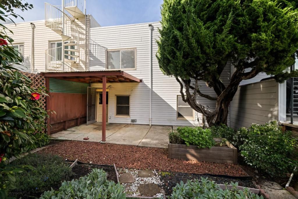 Image 19 of property listing at 665 27th Street, San Francisco, CA 94131