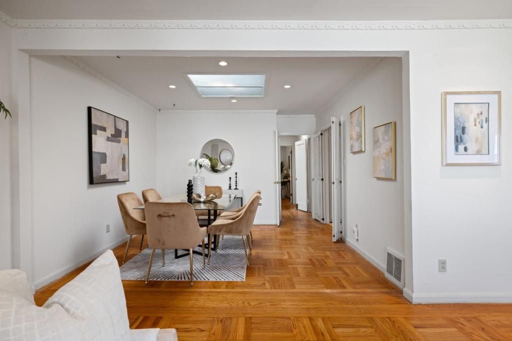 Image 5 of property listing at 665 27th Street, San Francisco, CA 94131