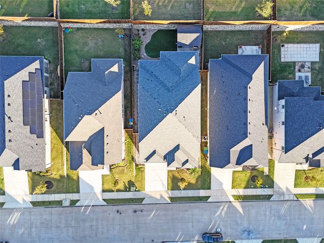 201 Savannah Lane, Oak Point, TX 75068