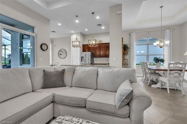 12653 Fairway Cove CT, Fort Myers, FL 33905