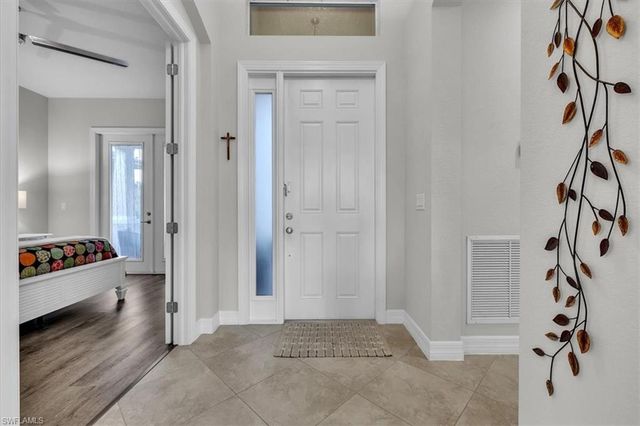 12653 Fairway Cove CT, Fort Myers, FL 33905