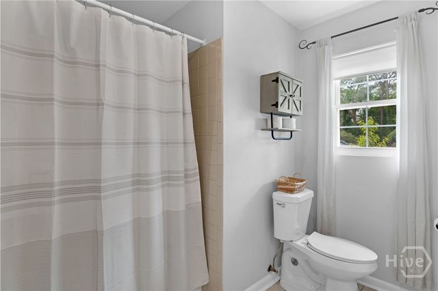 52 Romney Place, Savannah, GA 31406