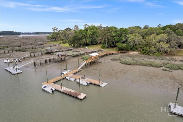52 Romney Place, Savannah, GA 31406