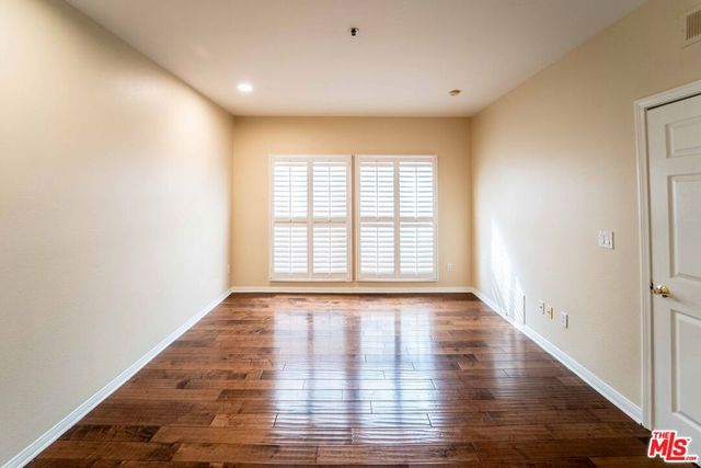 12011 Goshen Avenue 202, Los Angeles, CA 90049