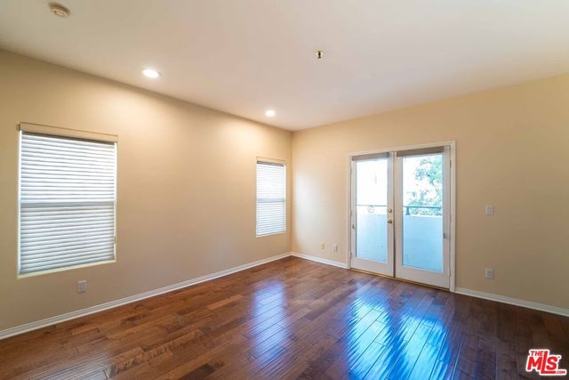 12011 Goshen Avenue 202, Los Angeles, CA 90049