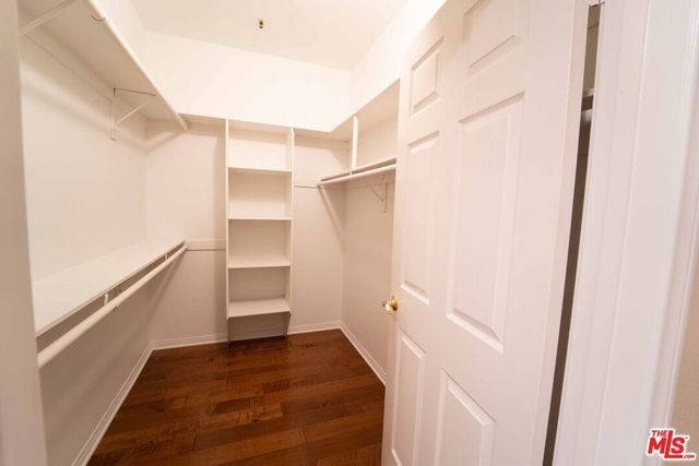 12011 Goshen Avenue 202, Los Angeles, CA 90049