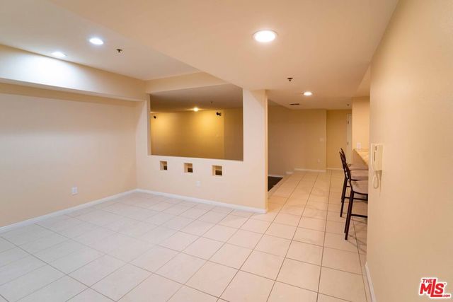 12011 Goshen Avenue 202, Los Angeles, CA 90049