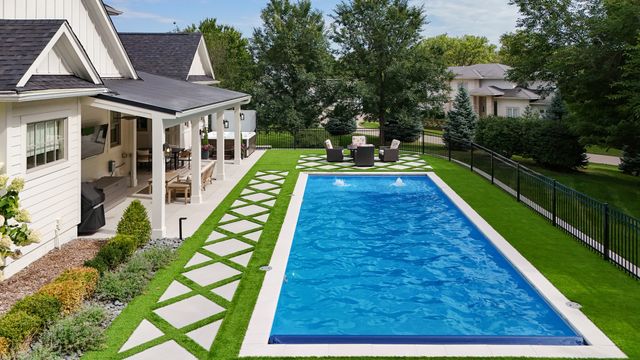 3102 162nd Street, Urbandale, IA 50323