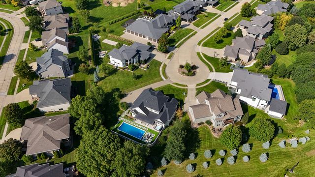 3102 162nd Street, Urbandale, IA 50323