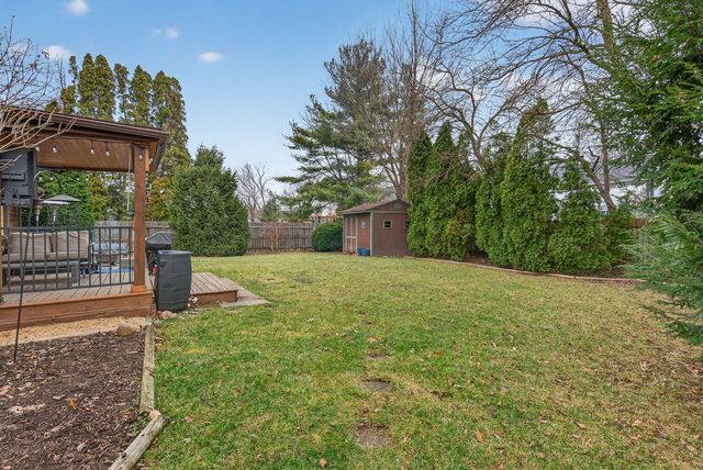 4415 31st Street, Bettendorf, IA 52722