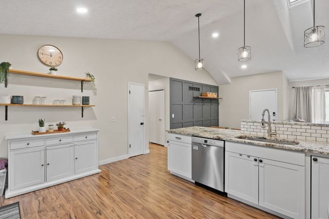 4415 31st Street, Bettendorf, IA 52722