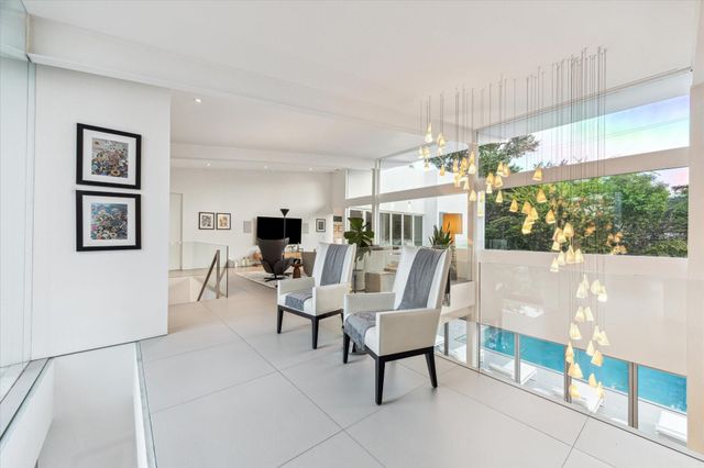 2169 University Boulevard, Houston, TX 77030