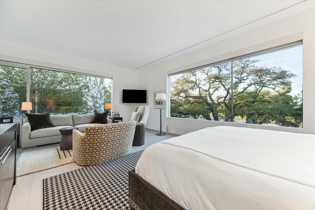 2169 University Boulevard, Houston, TX 77030