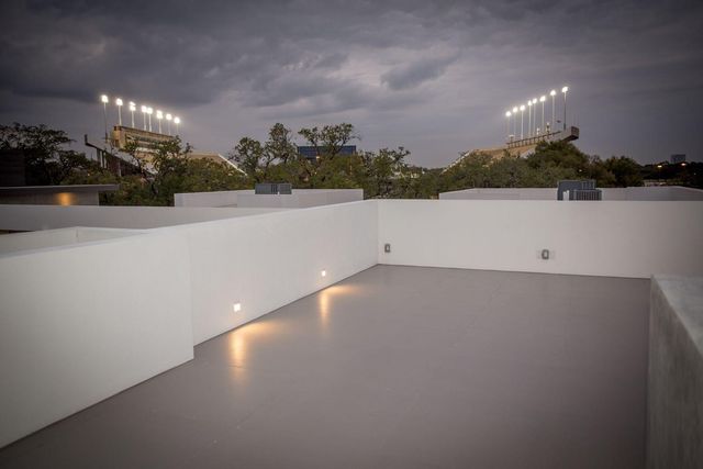 2169 University Boulevard, Houston, TX 77030