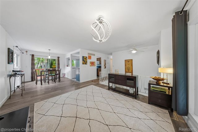 2771 Winter Drive, Troy, MI 48083