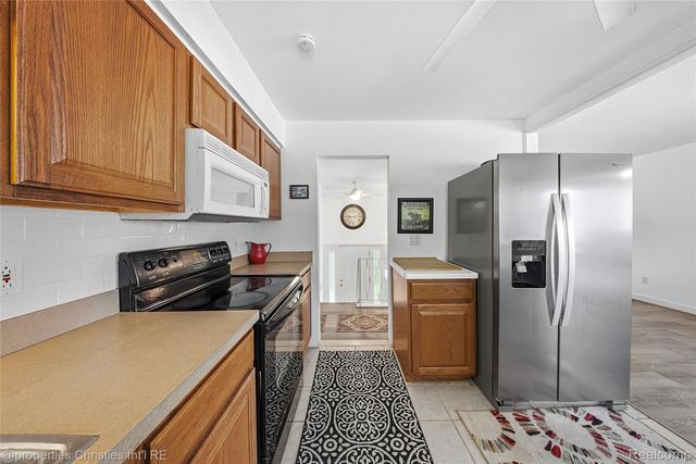 2771 Winter Drive, Troy, MI 48083