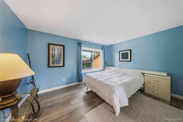 2771 Winter Drive, Troy, MI 48083
