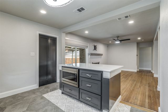 7235 Rutgers Drive, Dallas, TX 75214