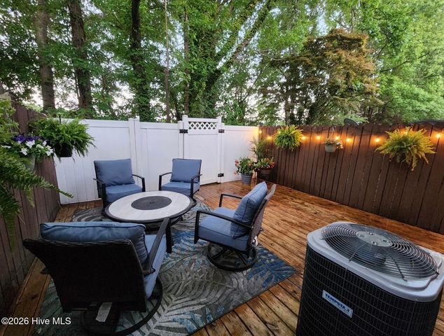 2191 Fox Run Drive, Kinston, NC 28504