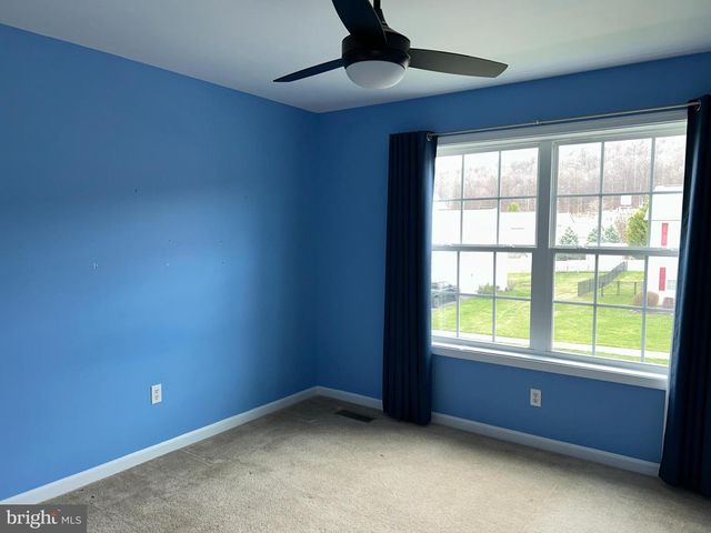 322 WOODBRIDGE DR, Etters, PA 17319