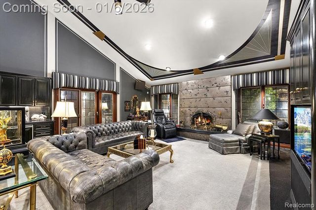 7310 Sandy Creek Lane, Bloomfield Hills, MI 48301