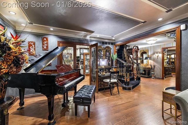 7310 Sandy Creek Lane, Bloomfield Hills, MI 48301