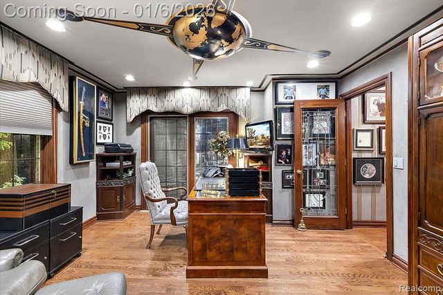 7310 Sandy Creek Lane, Bloomfield Hills, MI 48301