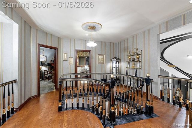 7310 Sandy Creek Lane, Bloomfield Hills, MI 48301