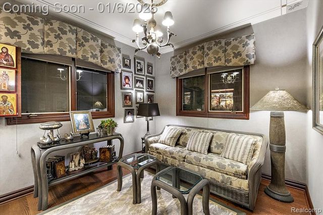 7310 Sandy Creek Lane, Bloomfield Hills, MI 48301